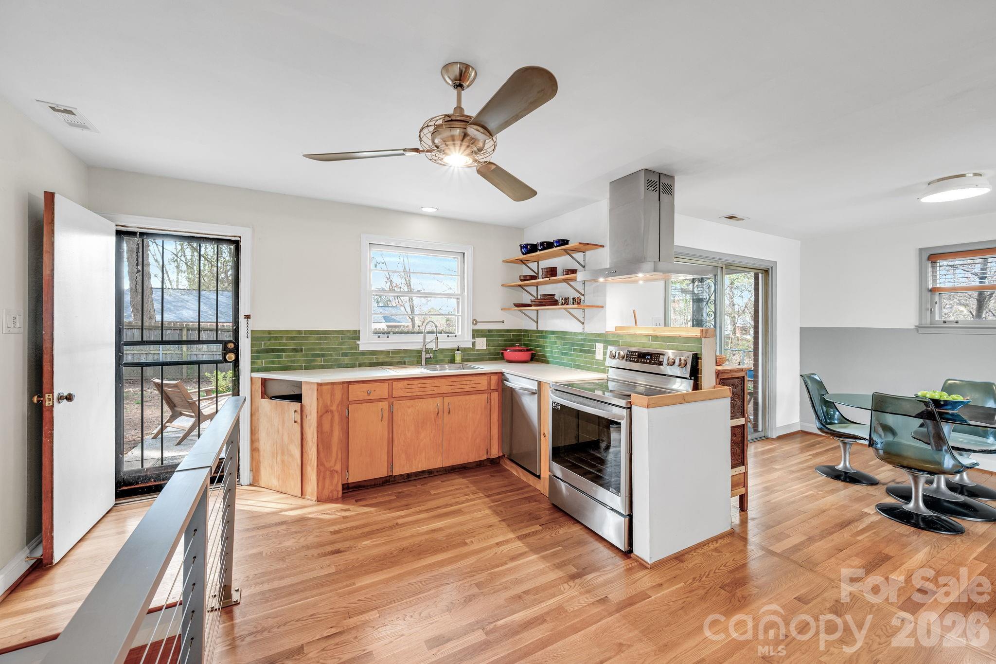 17 Swindale Street Asheville NC 28801