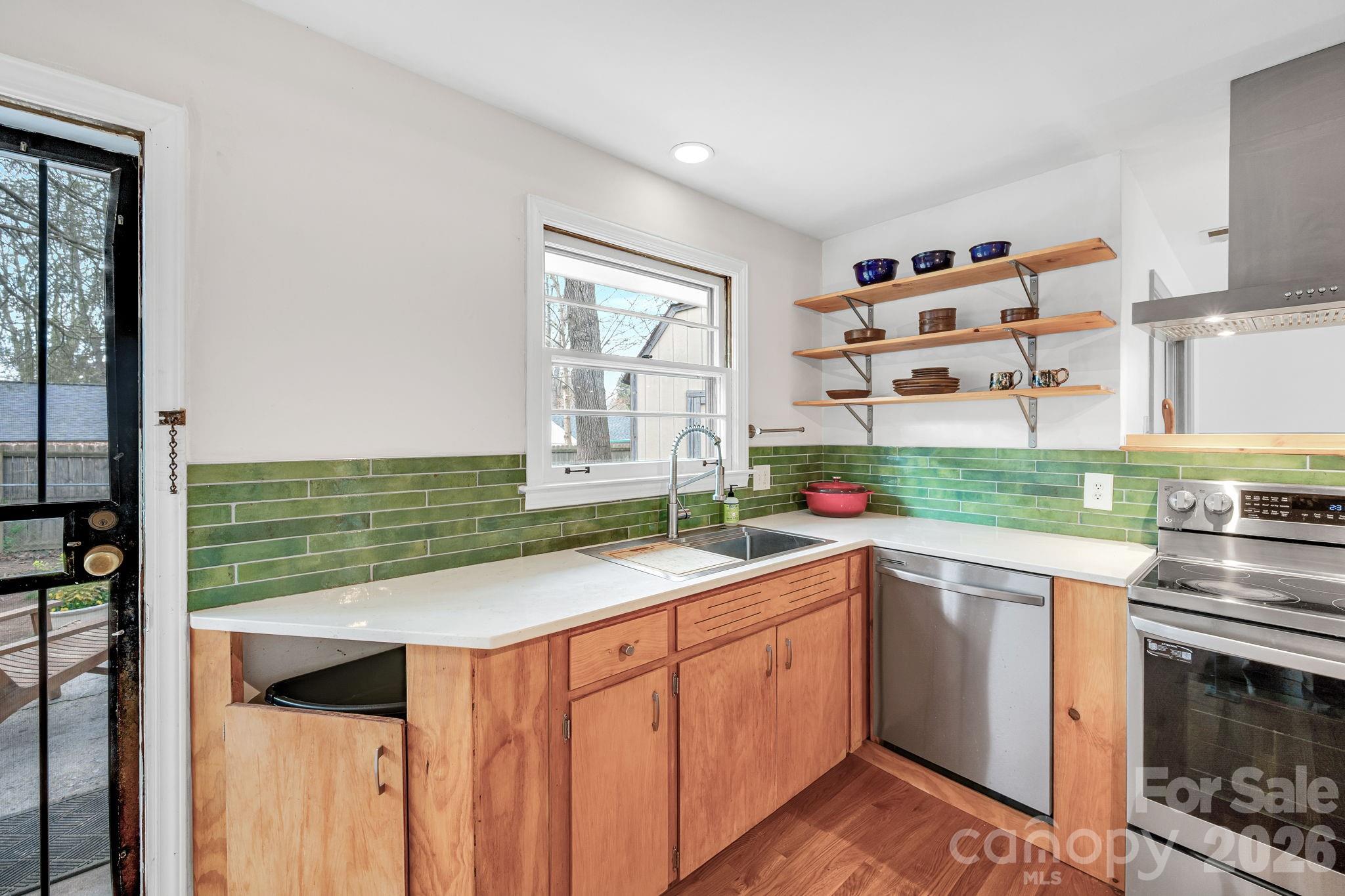 17 Swindale Street Asheville NC 28801