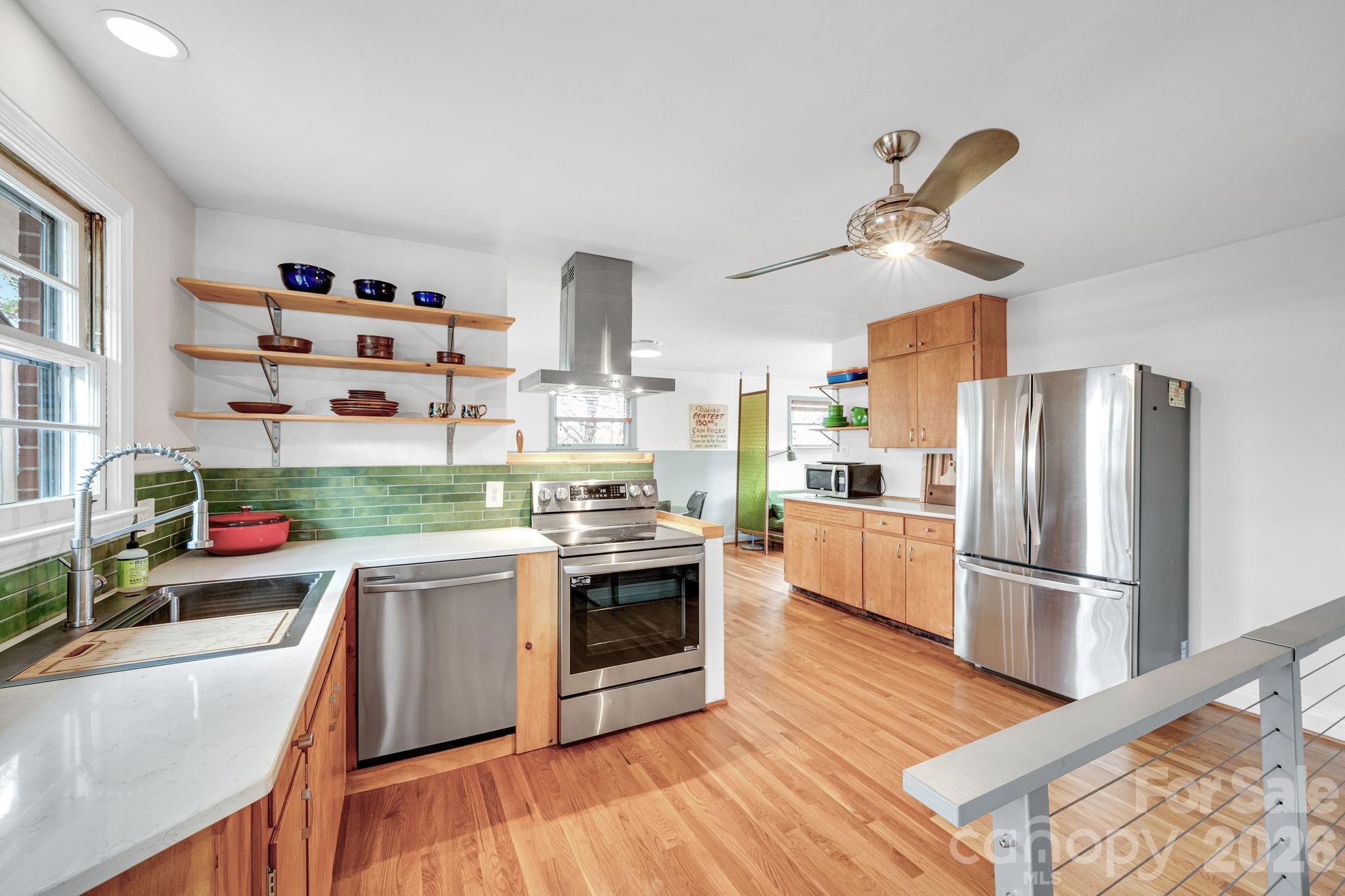 17 Swindale Street Asheville NC 28801