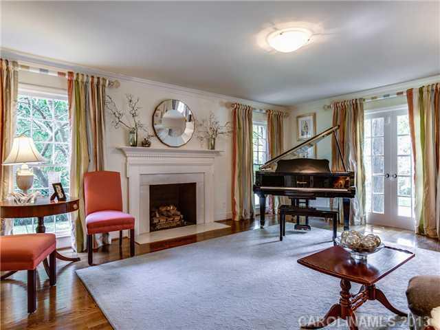 3824 Huntcliff Drive Charlotte NC 28226