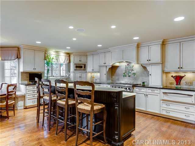 3824 Huntcliff Drive Charlotte NC 28226