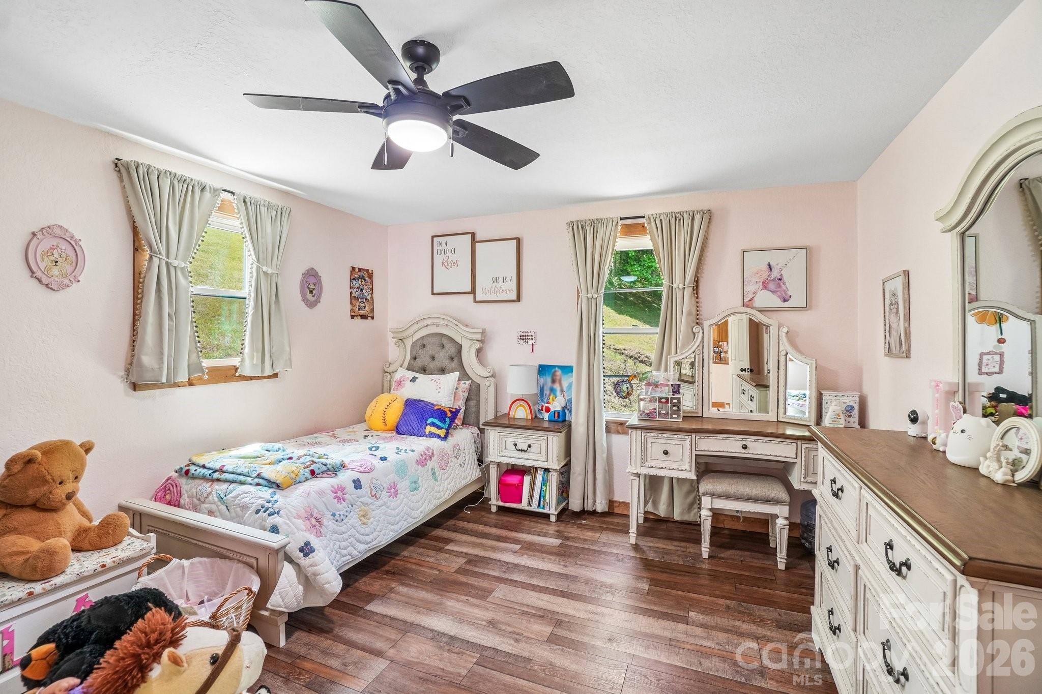 302 Battle Creek Drive Green Mountain NC 28740