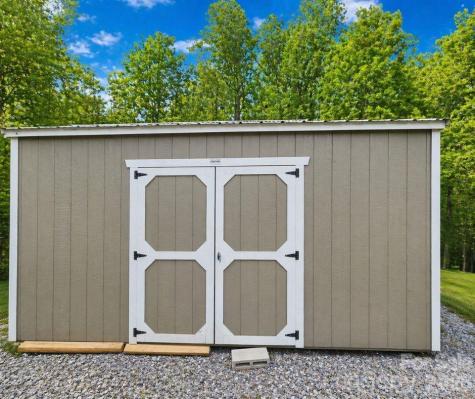 699 Sellerstown Road Cherryville NC 28021