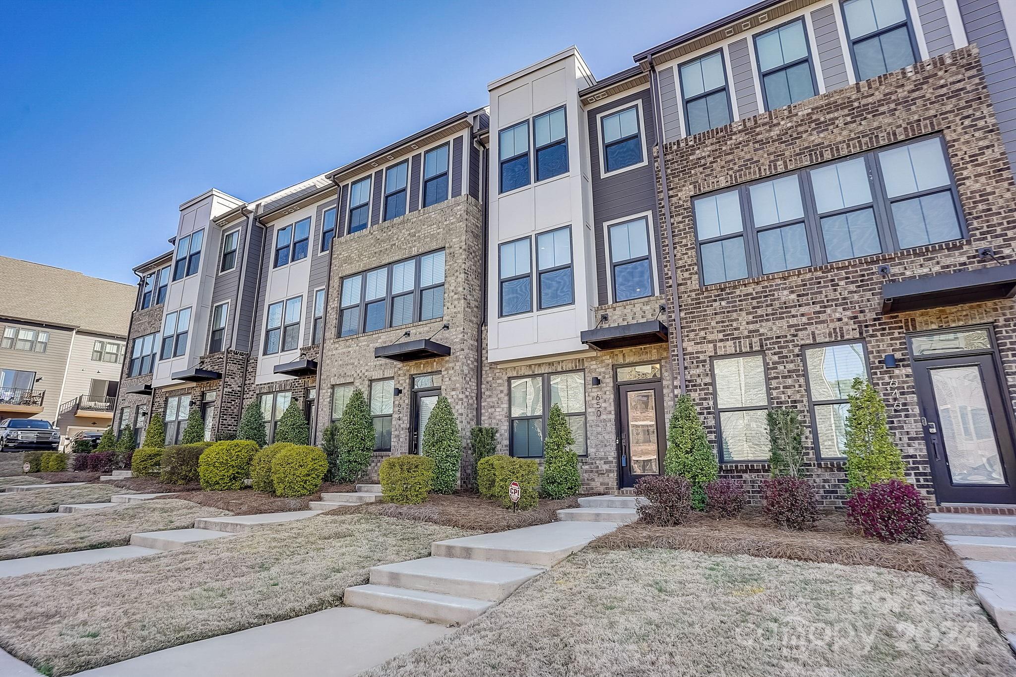 650 Uwharrie River Road Charlotte NC 28211