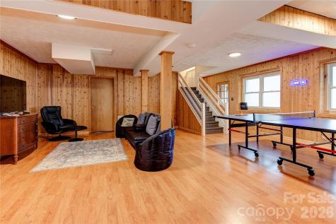 208 Altamahaw Avenue Black Mountain NC 28711