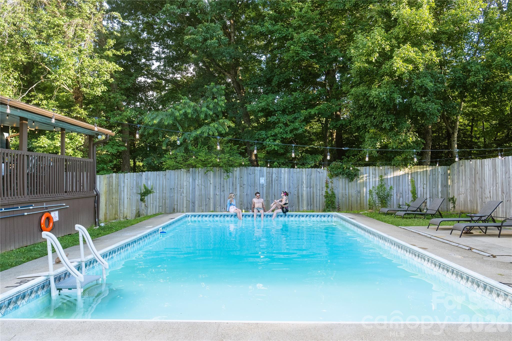 208 Altamahaw Avenue Black Mountain NC 28711