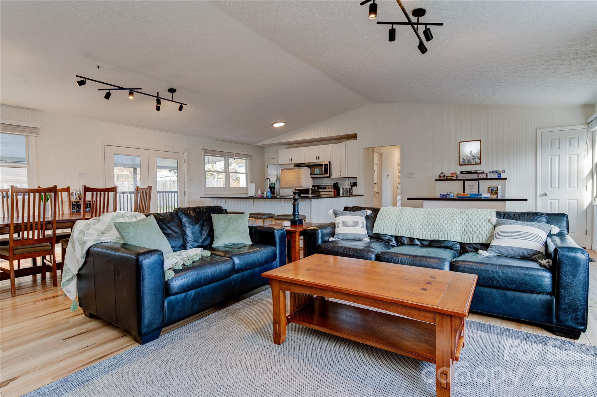 208 Altamahaw Avenue Black Mountain NC 28711