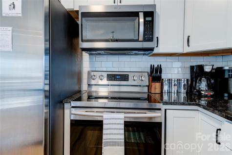 208 Altamahaw Avenue Black Mountain NC 28711