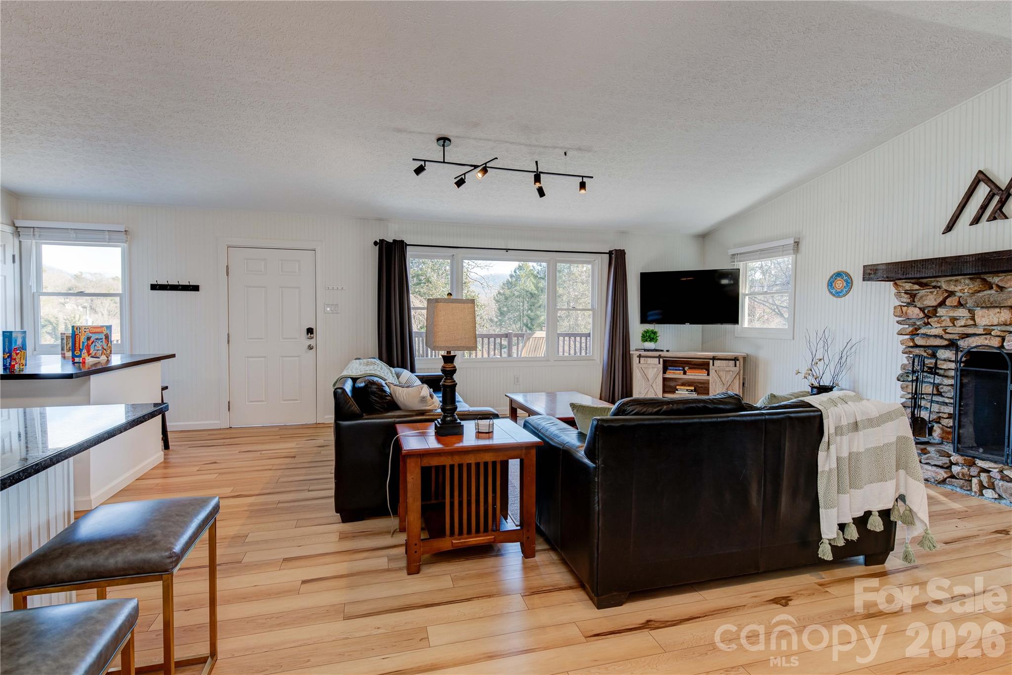208 Altamahaw Avenue Black Mountain NC 28711