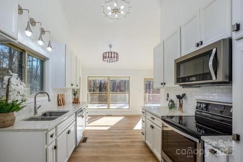 2106 Lynmore Drive Sherrills Ford NC 28673