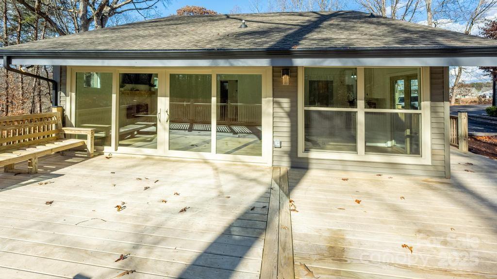 2106 Lynmore Drive Sherrills Ford NC 28673