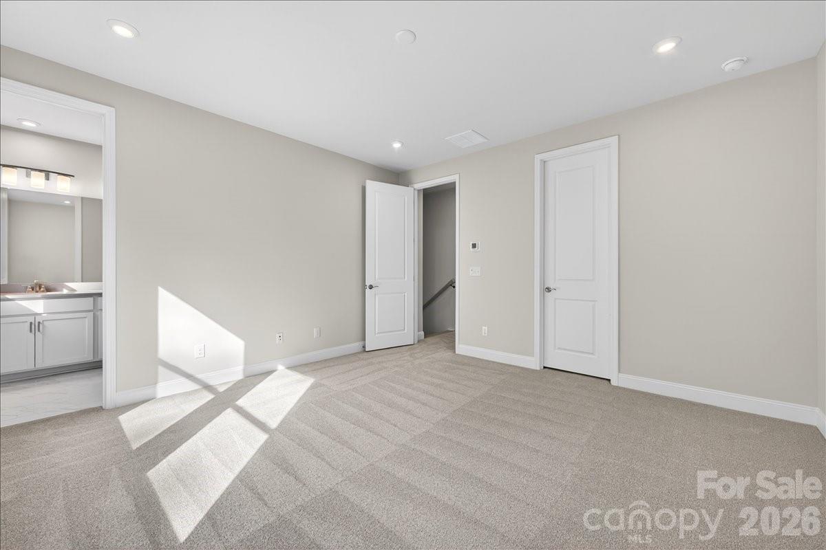 7933 Cedarsmith Court Charlotte NC 28217