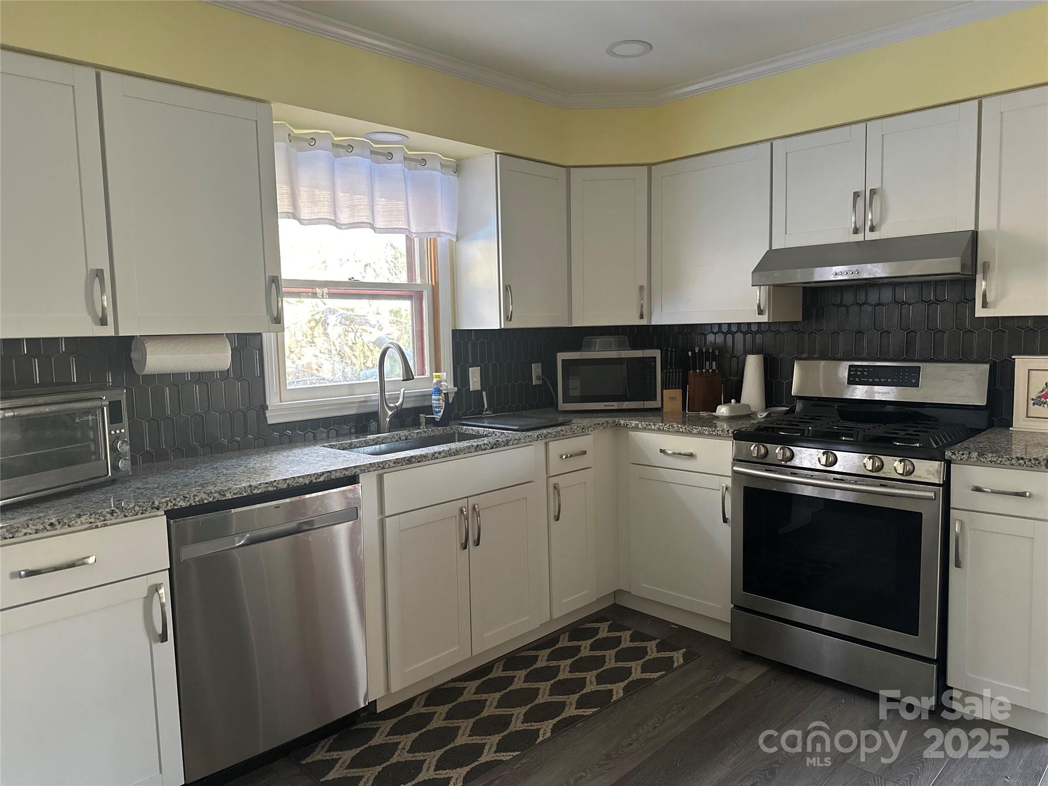 322 Cliff Buchanan Road Spruce Pine NC 28777