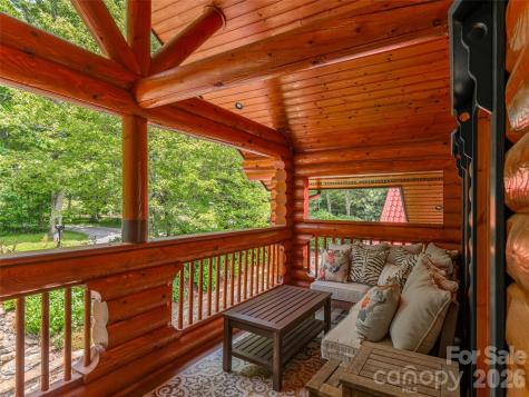 574 Leatherwood Drive Maggie Valley NC 28751