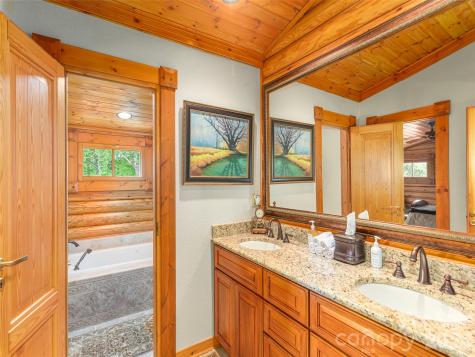 574 Leatherwood Drive Maggie Valley NC 28751