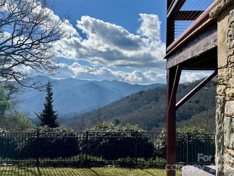 574 Leatherwood Drive Maggie Valley NC 28751