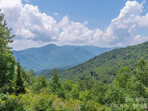 574 Leatherwood Drive Maggie Valley NC 28751