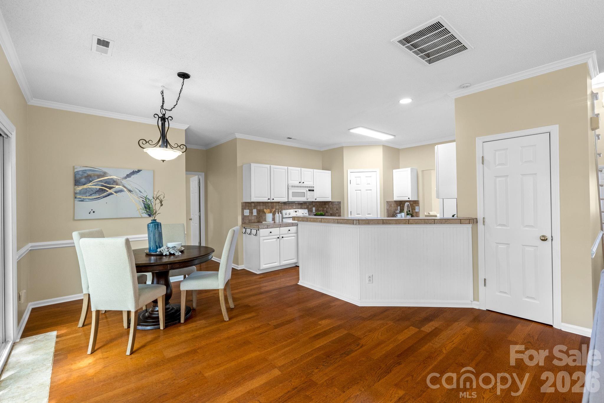 8501 Tonawanda Drive Charlotte NC 28277