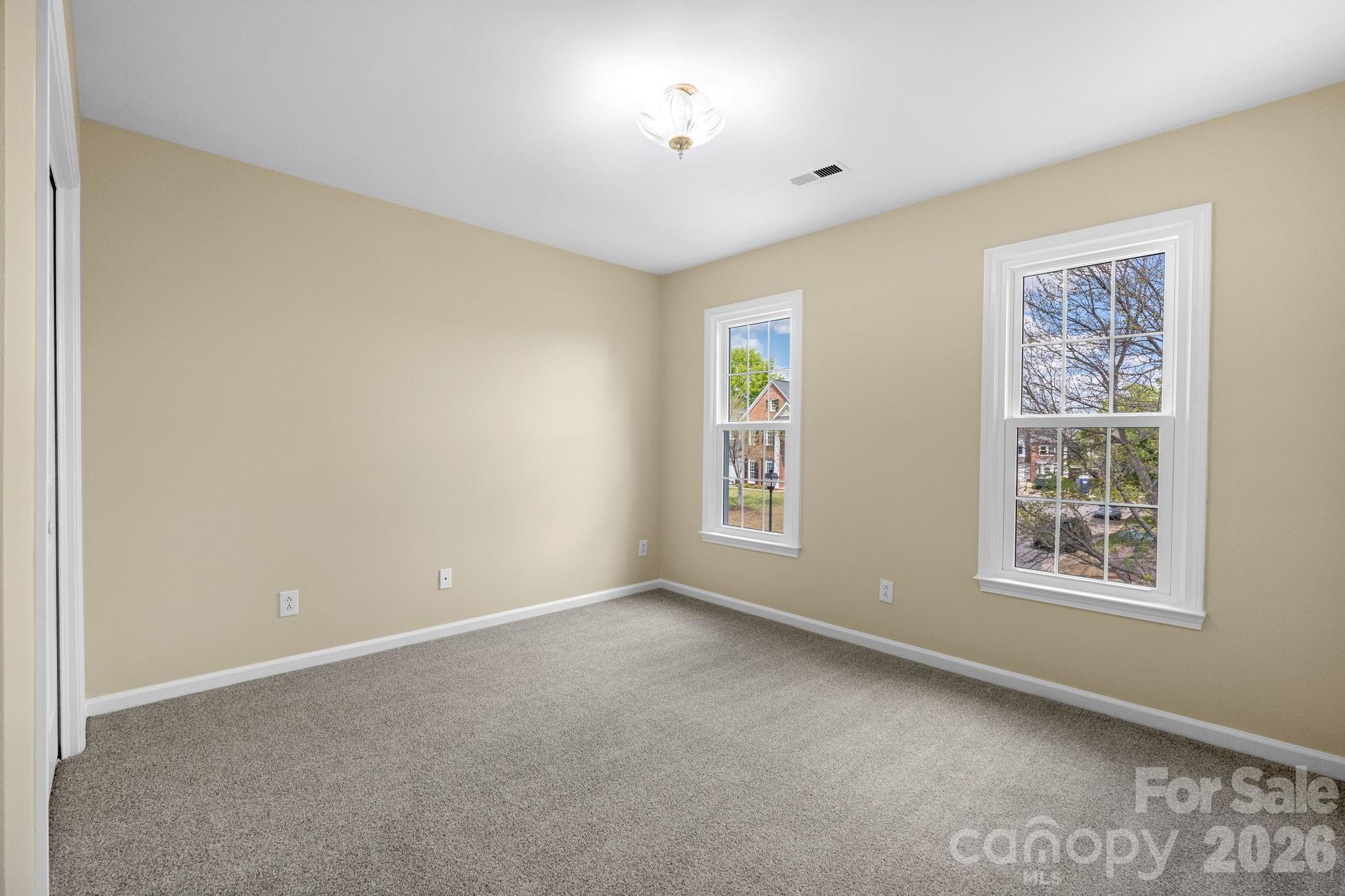8501 Tonawanda Drive Charlotte NC 28277