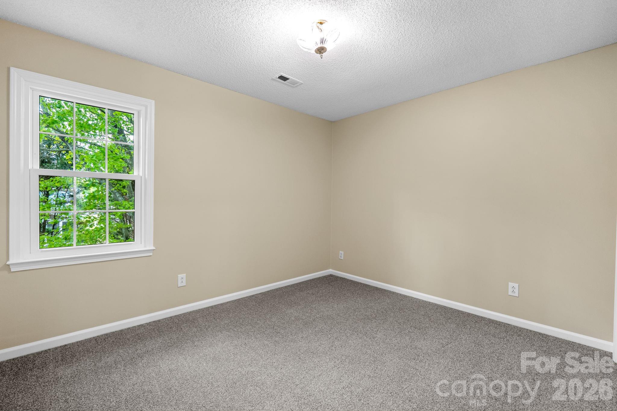 8501 Tonawanda Drive Charlotte NC 28277