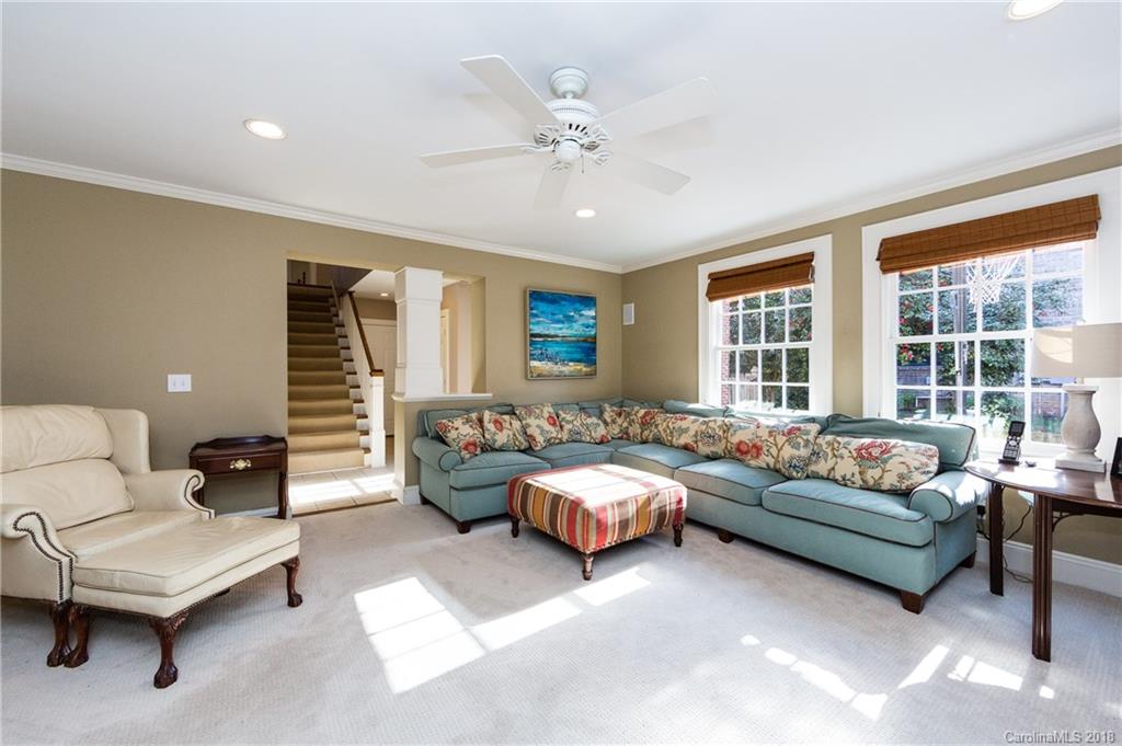 324 Ridgewood Avenue Charlotte NC 28209