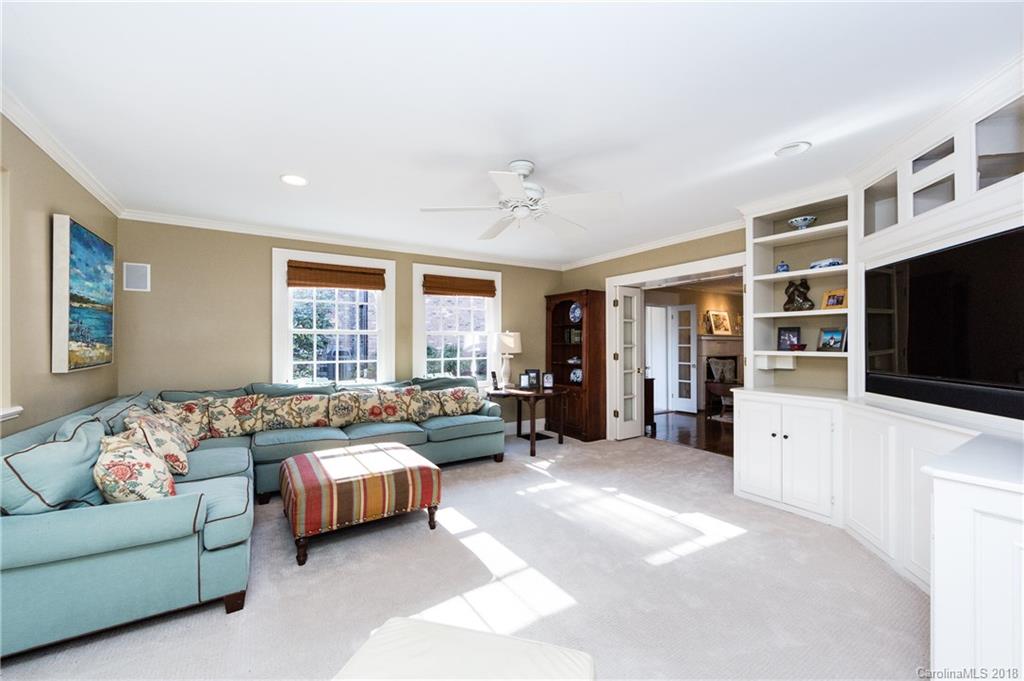 324 Ridgewood Avenue Charlotte NC 28209