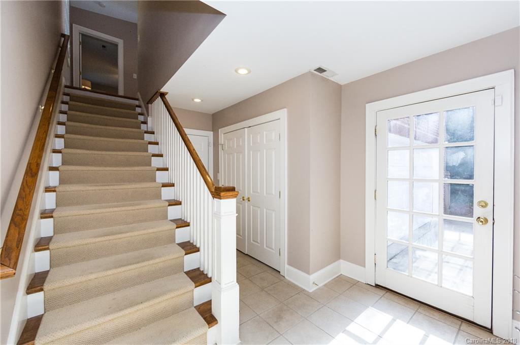 324 Ridgewood Avenue Charlotte NC 28209