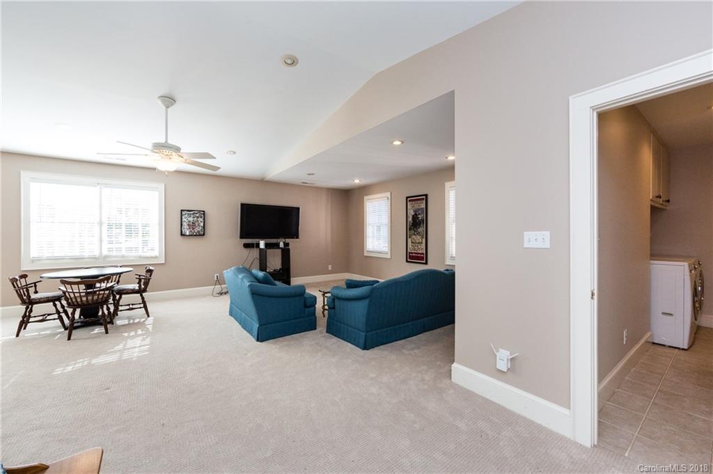 324 Ridgewood Avenue Charlotte NC 28209