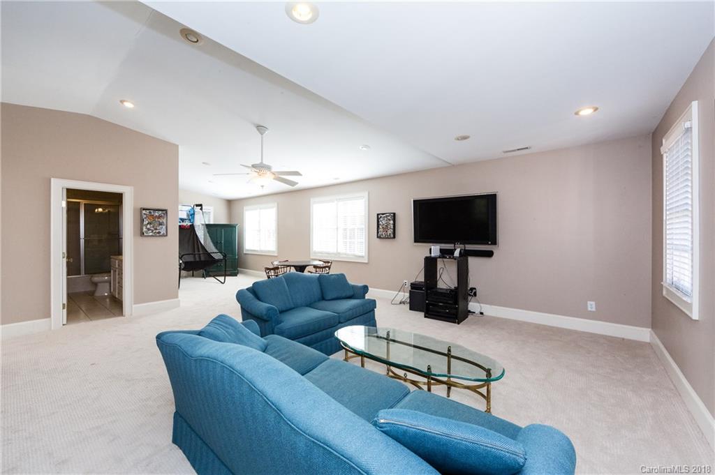 324 Ridgewood Avenue Charlotte NC 28209