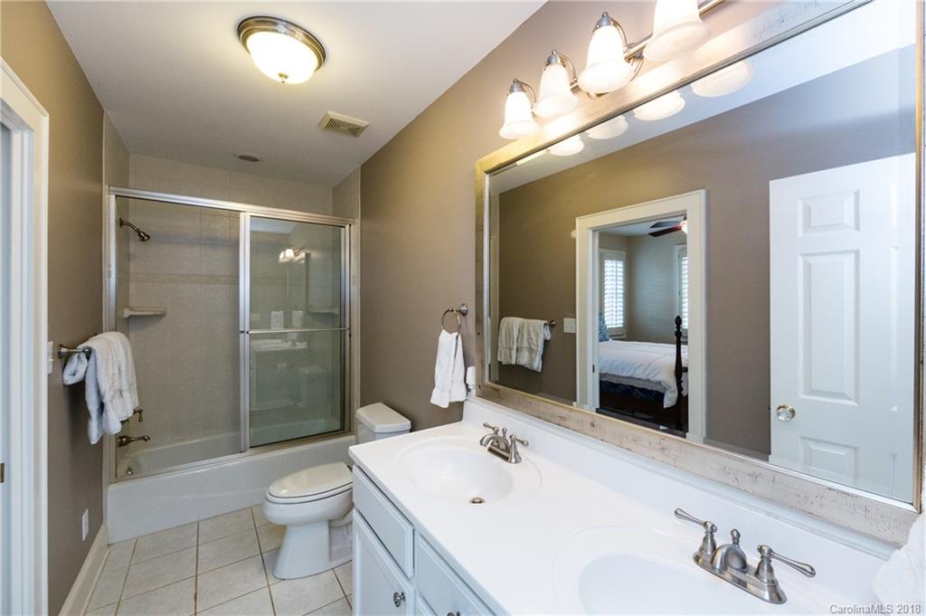 324 Ridgewood Avenue Charlotte NC 28209