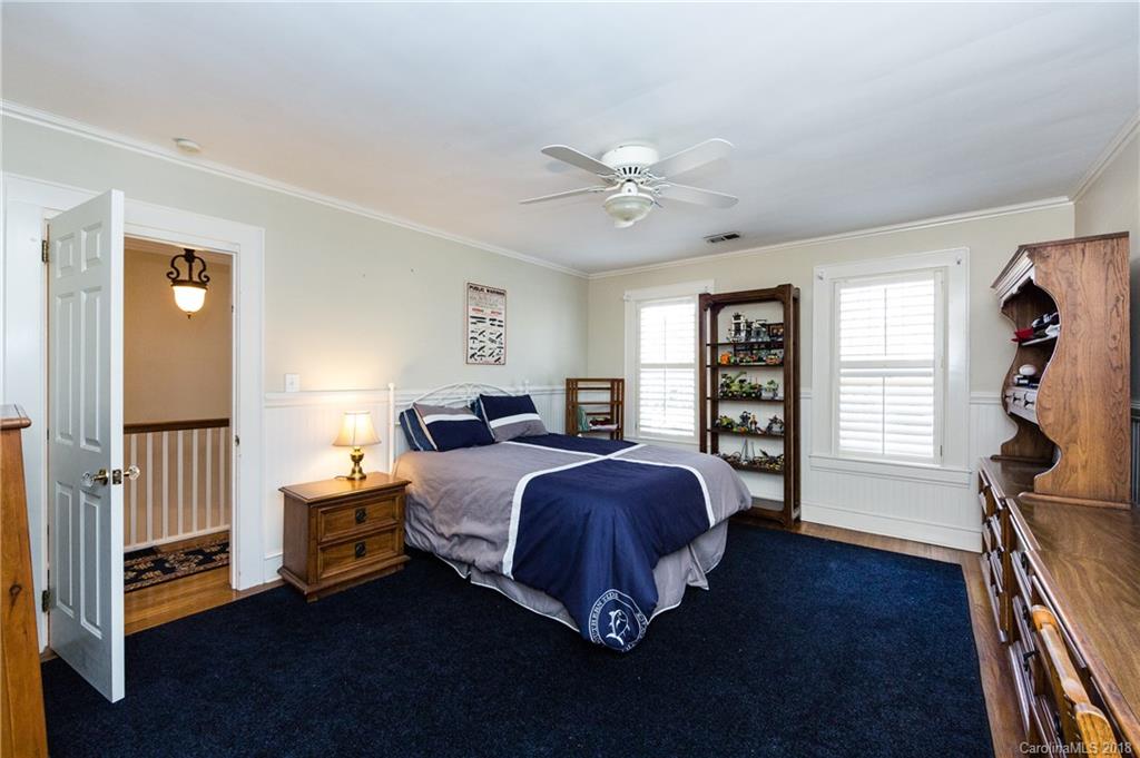 324 Ridgewood Avenue Charlotte NC 28209