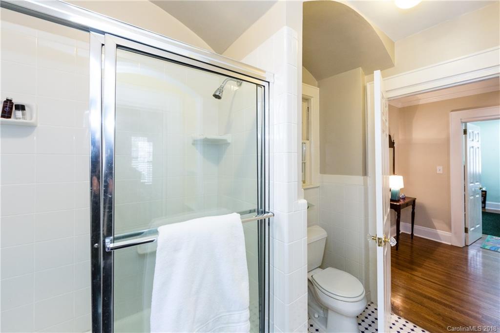 324 Ridgewood Avenue Charlotte NC 28209