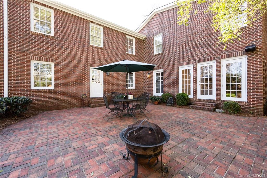 324 Ridgewood Avenue Charlotte NC 28209