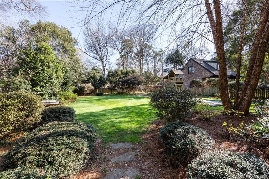 324 Ridgewood Avenue Charlotte NC 28209