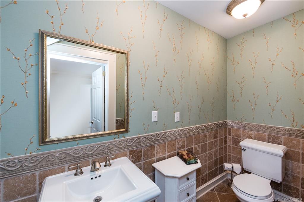 324 Ridgewood Avenue Charlotte NC 28209