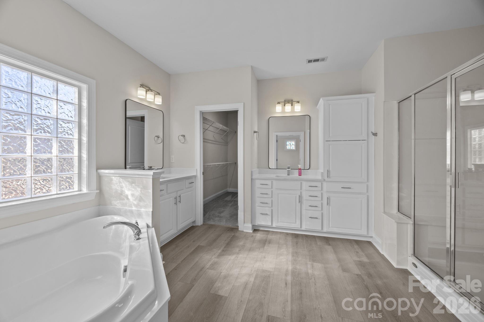 9429 Ridgeforest Drive Charlotte NC 28277