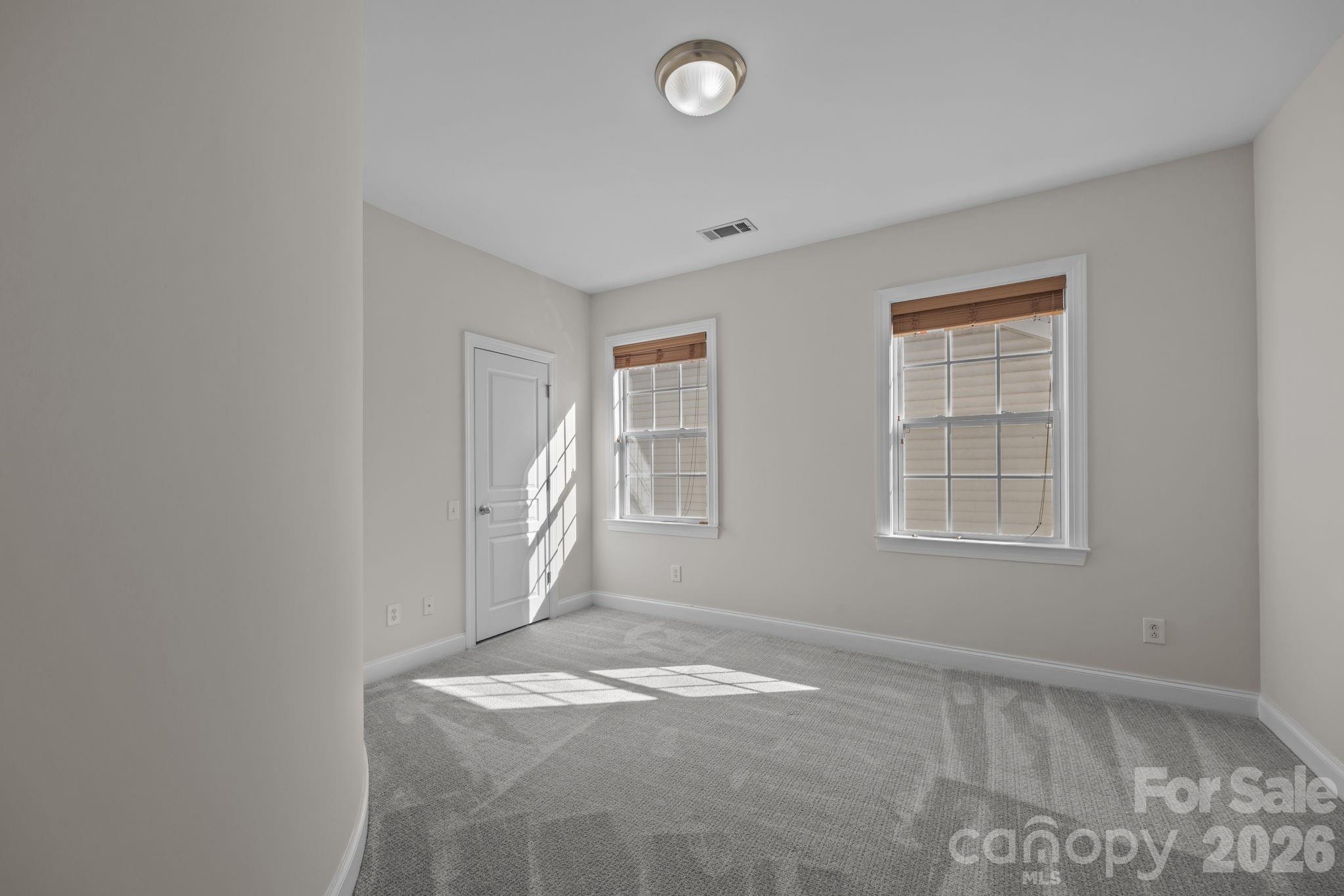 9429 Ridgeforest Drive Charlotte NC 28277