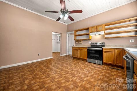 288 Middle Street Ellenboro NC 28040