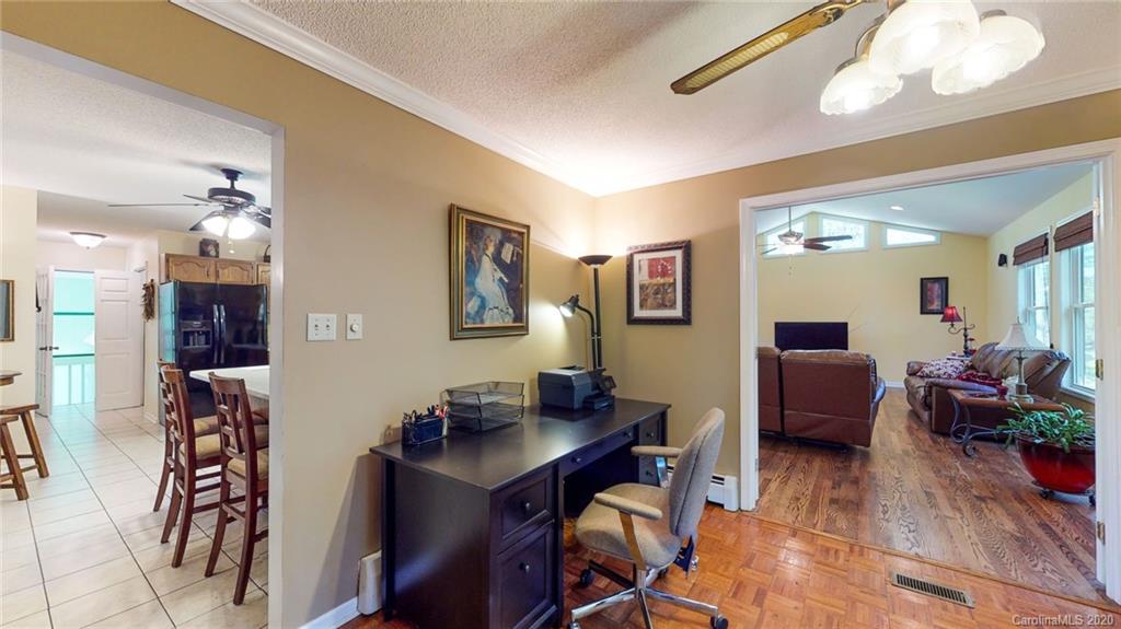 401 Macedonia Road Asheville NC 28804