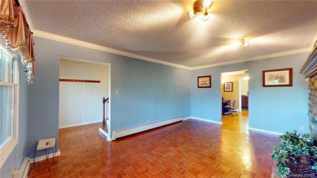 401 Macedonia Road Asheville NC 28804