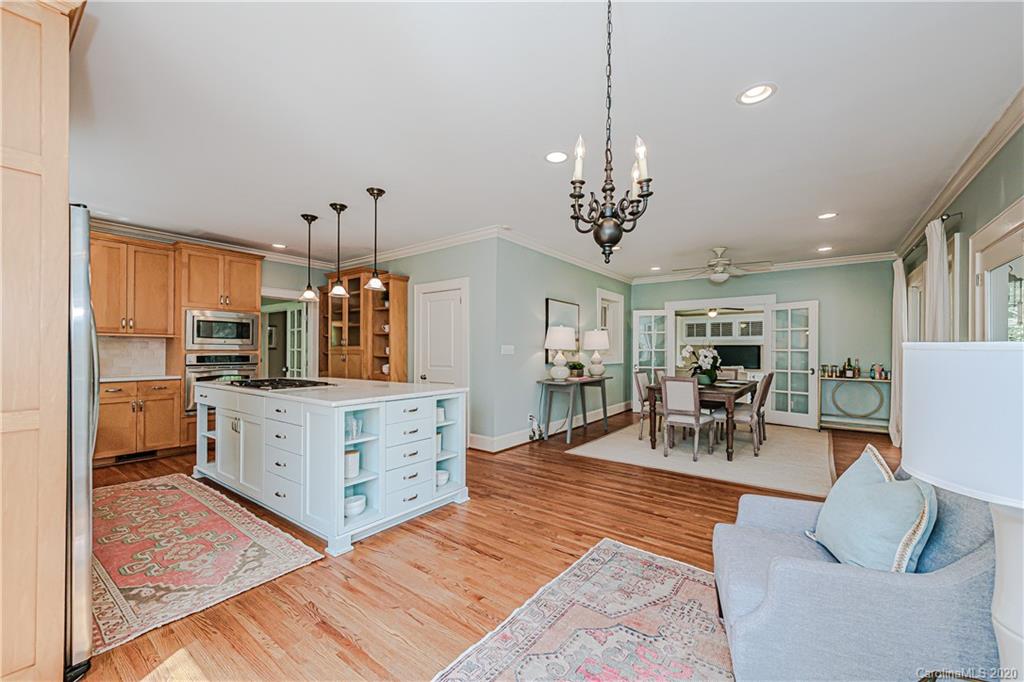 3717 Selwyn Avenue Charlotte NC 28209