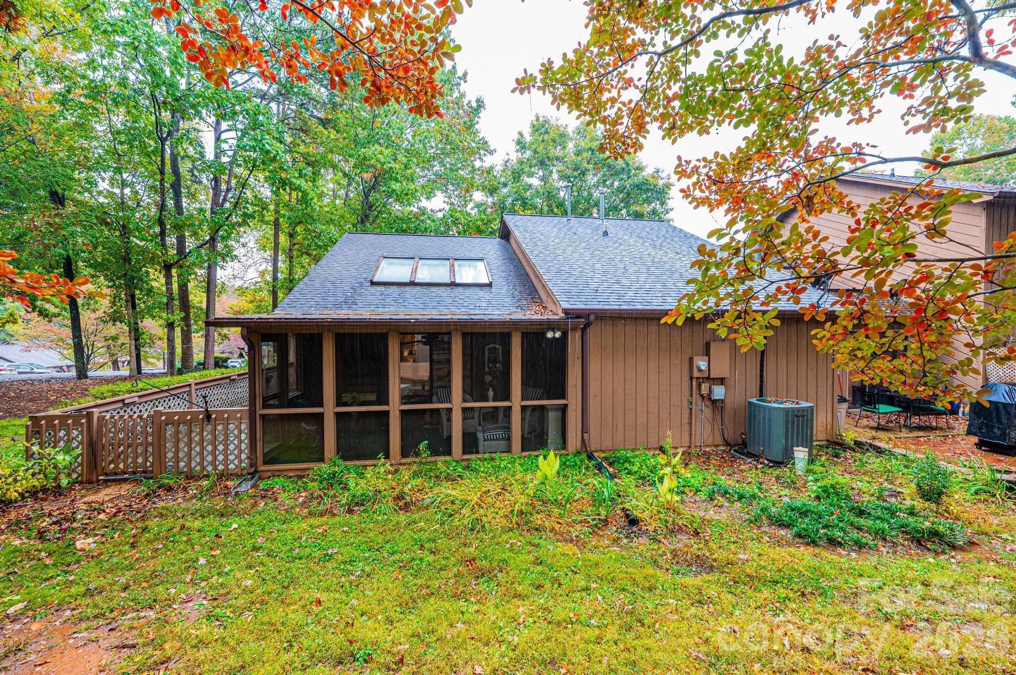 1788 12th Street NE Hickory NC 28601