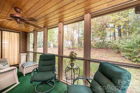 1788 12th Street NE Hickory NC 28601