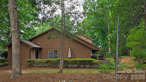 1788 12th Street NE Hickory NC 28601