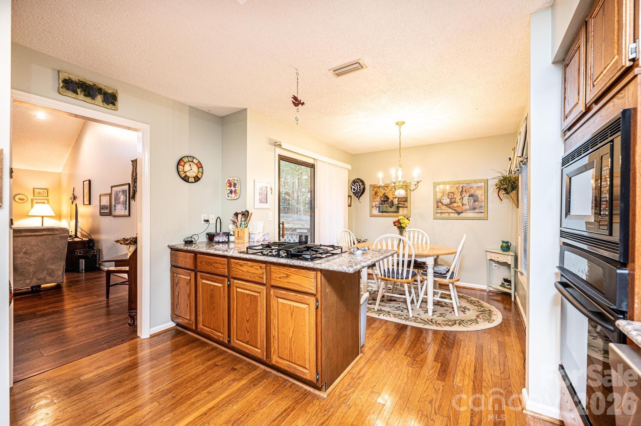 1788 12th Street NE Hickory NC 28601