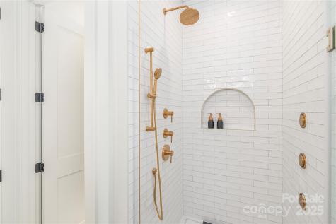 334 North Fork Road Black Mountain NC 28711