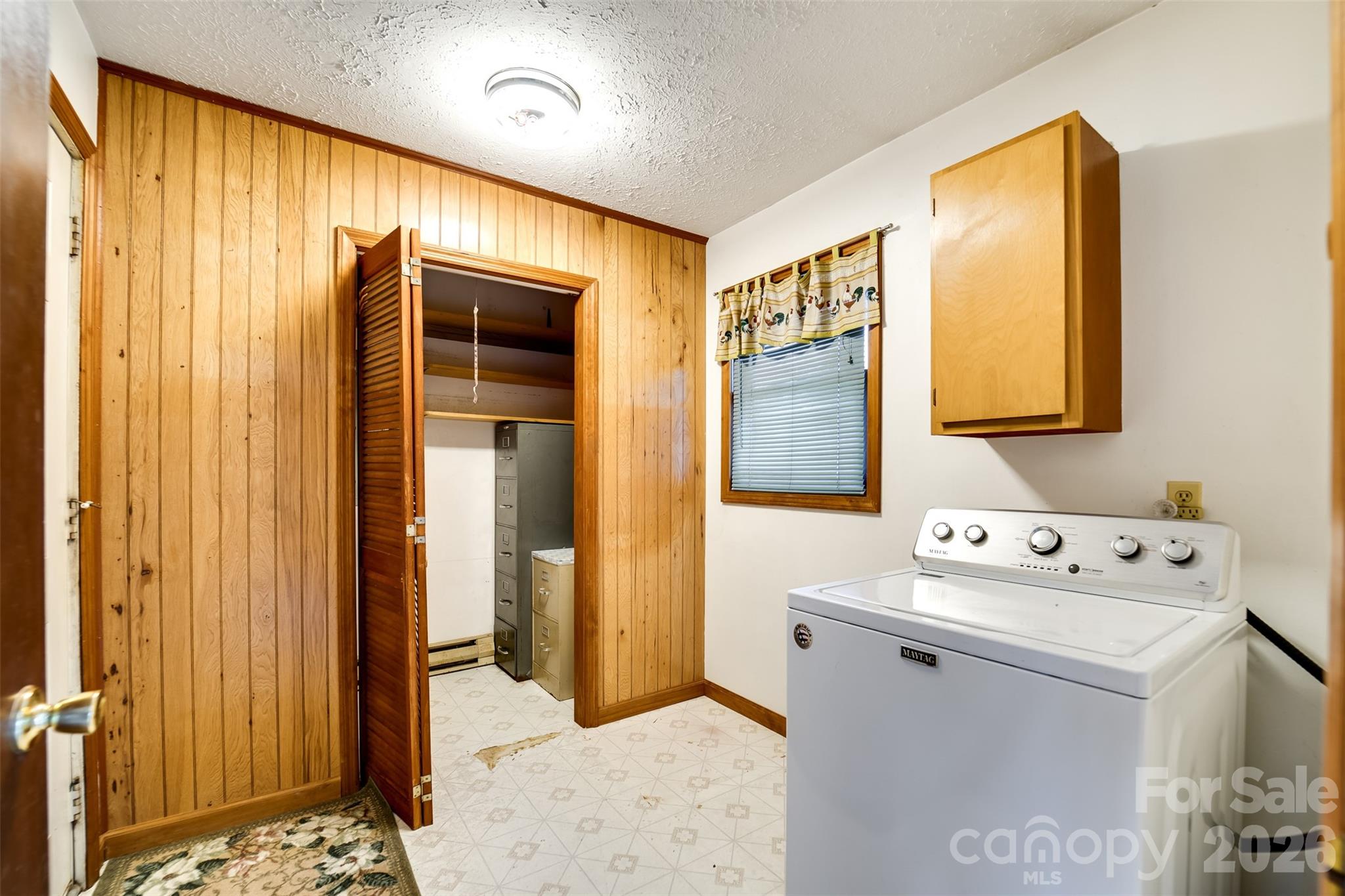 21 Queen Street Sylva NC 28779