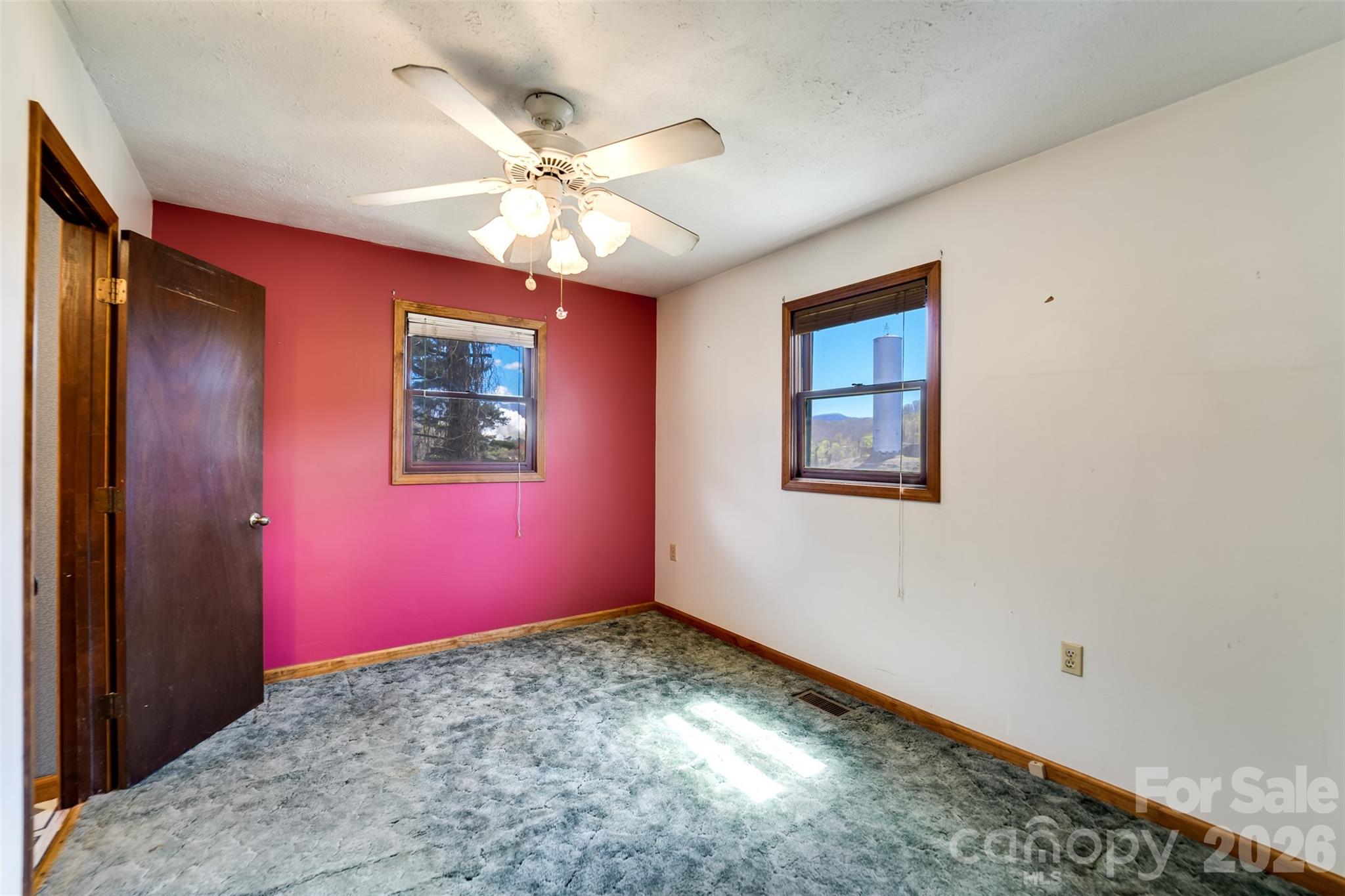 21 Queen Street Sylva NC 28779