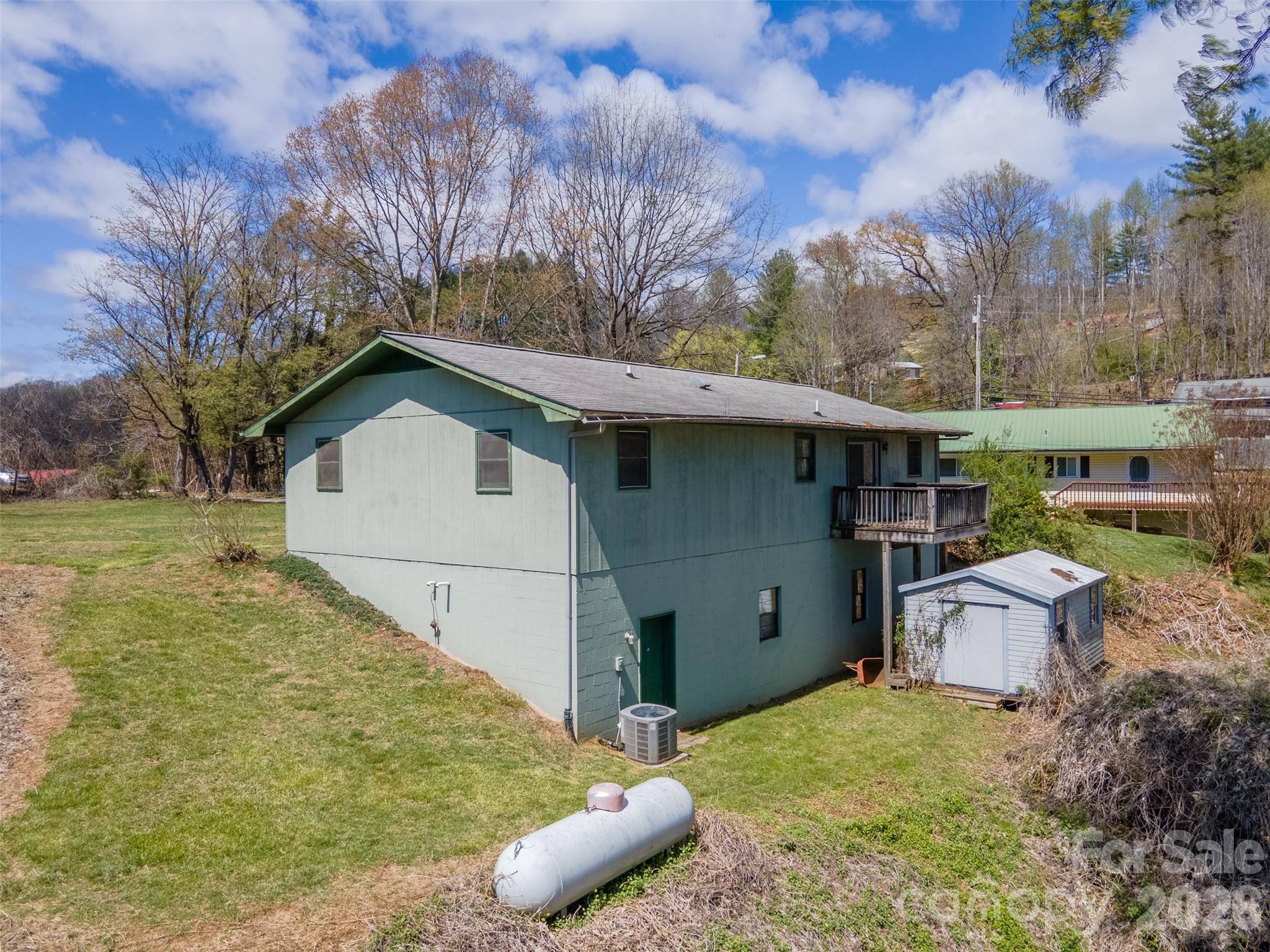 21 Queen Street Sylva NC 28779