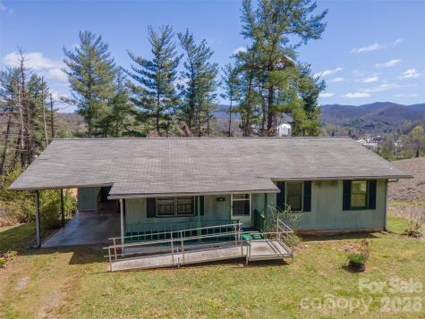 21 Queen Street Sylva NC 28779